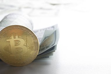 Bitcoin altın para. Kripto para birimi konsepti. Sanal para birimi arkaplanı.