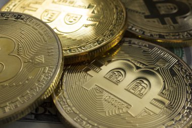 Bitcoin altın para. Kripto para birimi konsepti. Sanal para birimi arkaplanı.