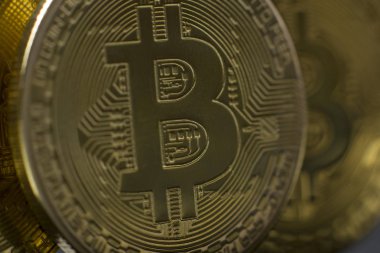 Bitcoin altın para. Kripto para birimi konsepti. Sanal para birimi arkaplanı.