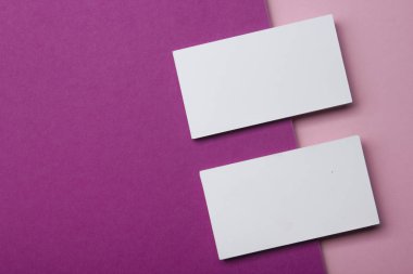 Renkli arka planda kartvizitler. Düz Yat. metin için boşluk kopyala