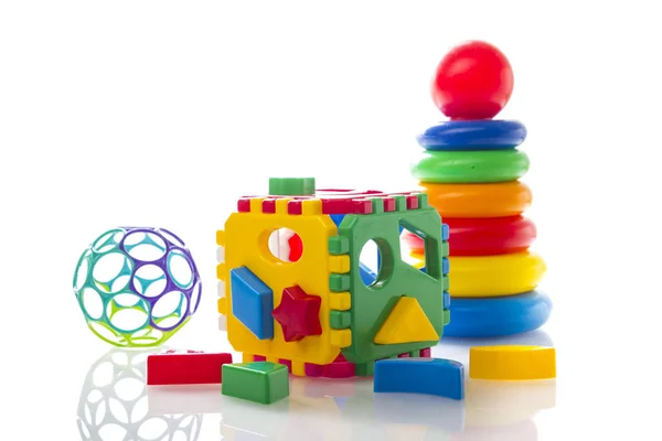 Conjunto de juguetes para niños aislados sobre fondo blanco — Foto de Stock
