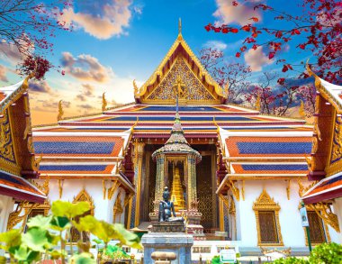 Grand palace ve Wat phra keaw Bangkok City. Tayland Kraliyet Sarayı günbatımı manzara
