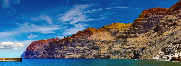 Landskap Kanarieöarna Hav Och Bebyggelse Los Gigantes Cliff Kanarieöarna Teneriffa — Stockfoto