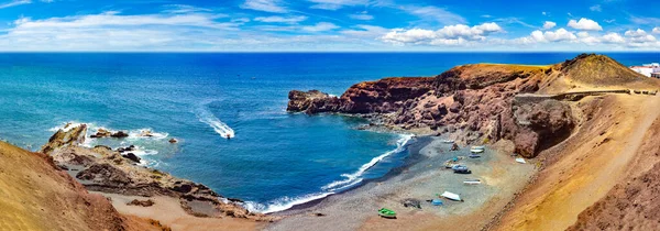 Naturlandskap Grønne Innsjøer Golfo Øya Lanzarote Spain Spanske Strender Kystlinje – stockfoto