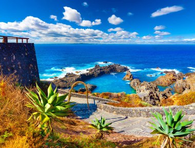 Kanarya Adasında doğa manzaralı deniz manzarası. Seyahat maceraları. Tenerife adası manzarası.. 