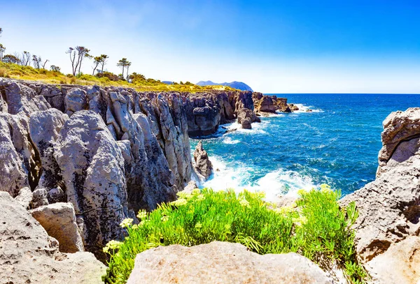 Landschaft Sonnenuntergang Landschaft Klippen Und Felsen Kantabrien Spanien Wilde Straße — Stockfoto