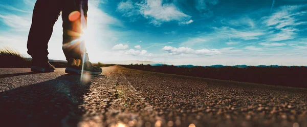 Adventur Levensstijl Extreme Reizen Weg Vakanties Travel Man Toerist Alleen — Stockfoto