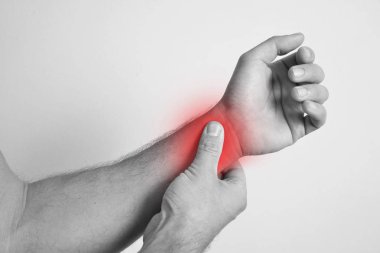 Bilek ağrı. Nabız kontrol.