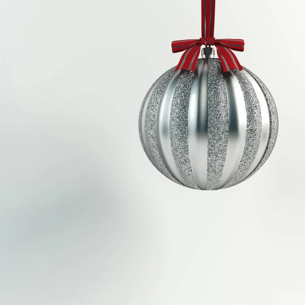 Kerstboom speelgoed opknoping op een lint. Zilveren bal. Gelukkig Nieuwjaar Baubles ophangen. Kerstvakantie achtergrond. Rechtenvrije Stockafbeeldingen