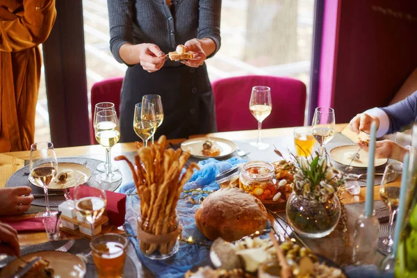 Cheese brunch, blue cheese, delicacies — Stock Photo, Image