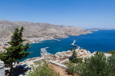 Pothia manzarası, Kalymnos adasının liman kenti. Yunanistan.
