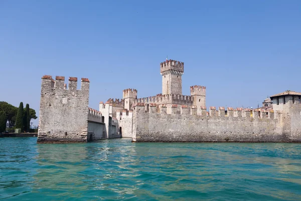 Veduta Del Castello Sirmione Sul Lago Garda — Foto Stock