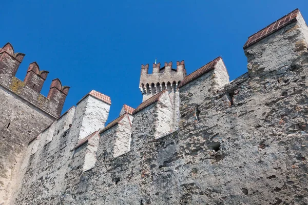 Mura Del Castello Scaligero Sirmione Uno Dei Castelli Più Completi — Foto Stock