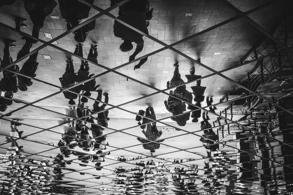 People Silhouettes Upside Walking Street — Stock Photo, Image