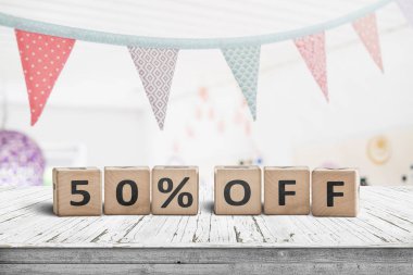 Özel fiyat yüzde 50 promosyon işareti kapalı