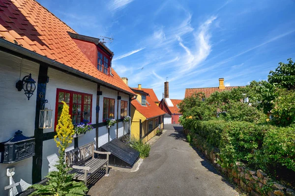 Scandinavische straat in een klein dorp — Stockfoto