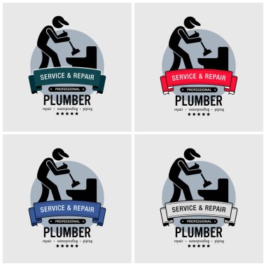 Tesisatçı logo tasarımı. Vektör çizimleri hizmet ve sıhhi tesisat onarım. Bir dalgıç pompa ile adam unclogging tuvalet kase.