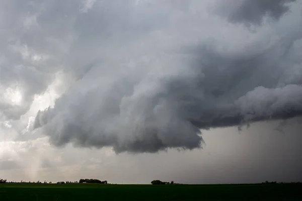 Wall Cloud Hangs Ominously Sky Dark Storm Approaches — Stock Photo, Image