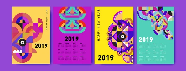 2019 Kalender Design Vorlage Mit Bunten Polygonalen Illustration Hintergrund — Stockvektor