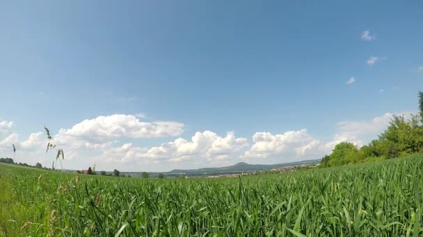 Nuages Dans Laps Temps Allemagne Avec Célèbre Colline Hohenstaufen Ancien — Video