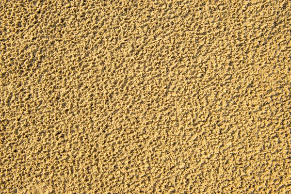 穴雨でビーチの砂 — ストック写真
