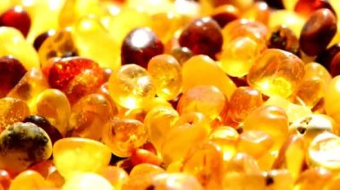 Amber, küçük taşlar ve bilezik dönüş tablo