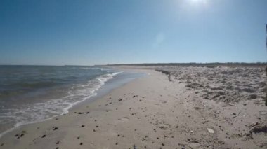 Sörf ile Polonya'da Baltık Denizi Plajı, panning