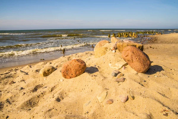 Lonesome, opåverkade stranden av Östersjön i Polen — Stockfoto