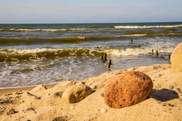 Playa del mar Báltico en Polonia con guijarros — Foto de Stock