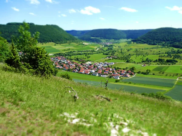 Panoramautsikt Över Den Schwabiska Alb Med Byn Unterboehringen — Stockfoto