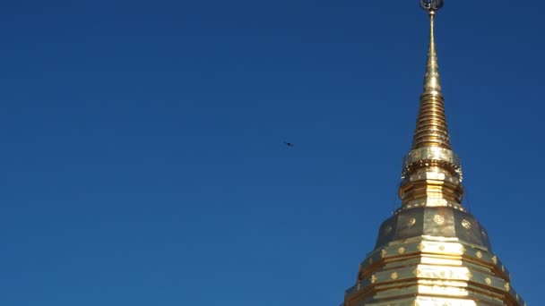 Wat Phra Doi Suthep Sob Céu Azul Profundo Marco Chiang — Vídeo de Stock