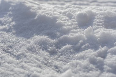 Taze kar dokusunun mavi tonda arkaplanı