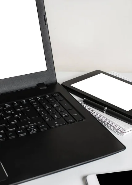 Office Desk Laptop Computer Tablet Planner Pen Mobile Smartphone Close — Stock Photo, Image