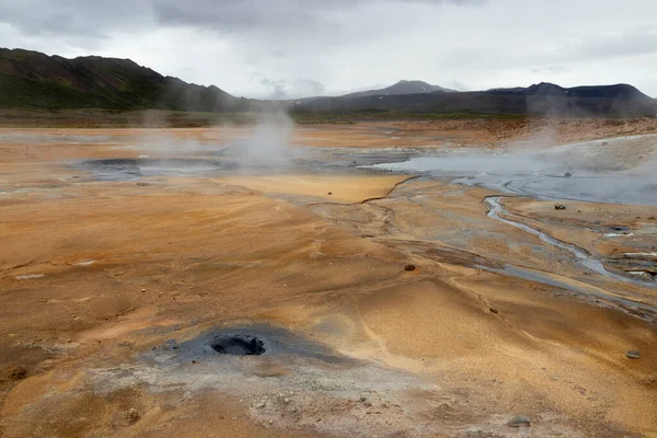 Геотермальная Зона Хверира Севере Исландии Возле Озера Миватн Кипячение Глиняных — стоковое фото