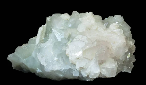 Die Kristalle von Calcit und Quarz — Stockfoto