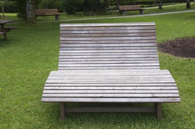 Tegernsee, Almanya'da Bir Parkta Ahşap Bank