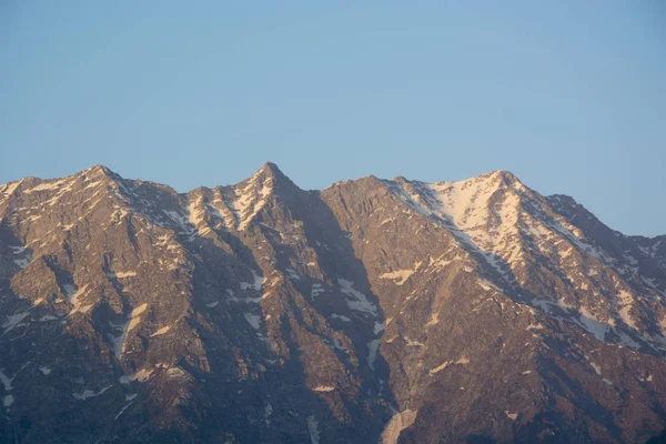 Una Splendida Vista Della Catena Himalayana Del Dhauladhar Tramonto Kareri — Foto Stock