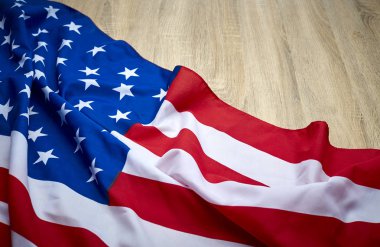 Amerikan bayrağı ahşap arka plan. Amerika Birleşik Devletleri bayrağı. Reklam için şablon yer. Üstten Görünüm.