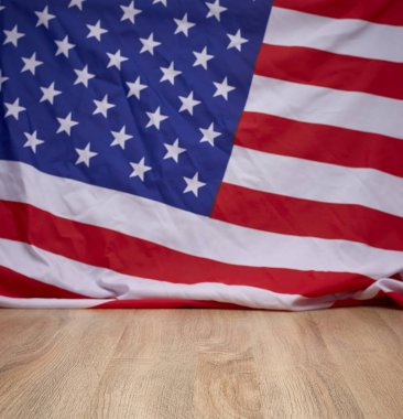 ahşap Amerikan bayrağı ile boş iç odası
