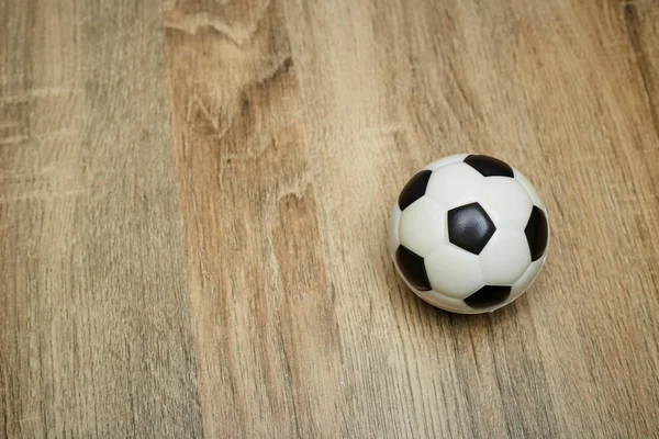 Pelota Fútbol Suelo Madera Viejo Mañana Vista Superior Del Sol — Foto de Stock