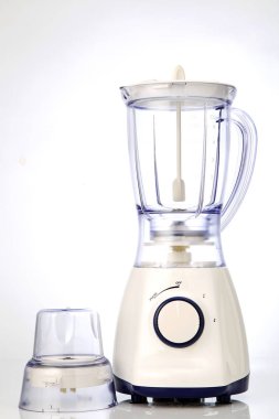 Beyaz Arkaplanda Boş Blender izole edildi