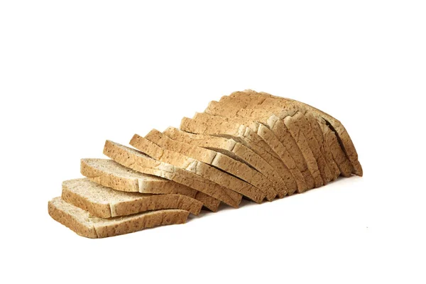 全麦面包在白色背景上孤立的片 — 图库照片