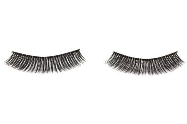 Closeup kompozisyon sahte kirpik tarzı kopya alanı ile beyaz arka plan üzerinde kadın gözler için