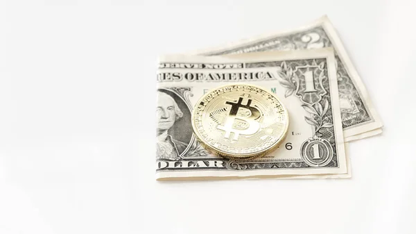 Bitcoin Oro Sobre Fondo Billete Dólar Concepto Moneda Moderna — Foto de Stock