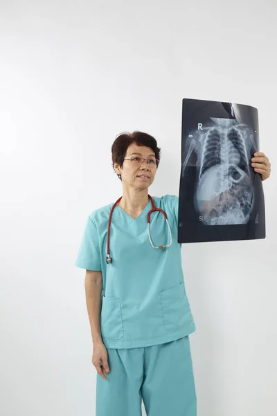 Old Female Doctor Looking Ray White Background — Stock Photo, Image