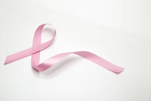 Κορδέλα Ροζ Μαστού Καρκίνου Που Απομονώνονται Λευκό Φόντο — Φωτογραφία Αρχείου