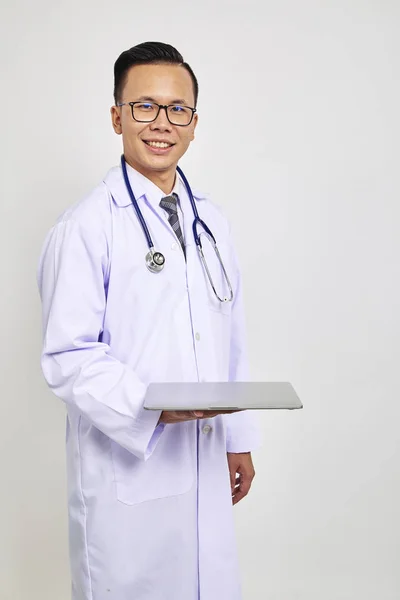 Smiling Asians Doctor Holding Digital Tablet Isolate White Background New — Stock Photo, Image