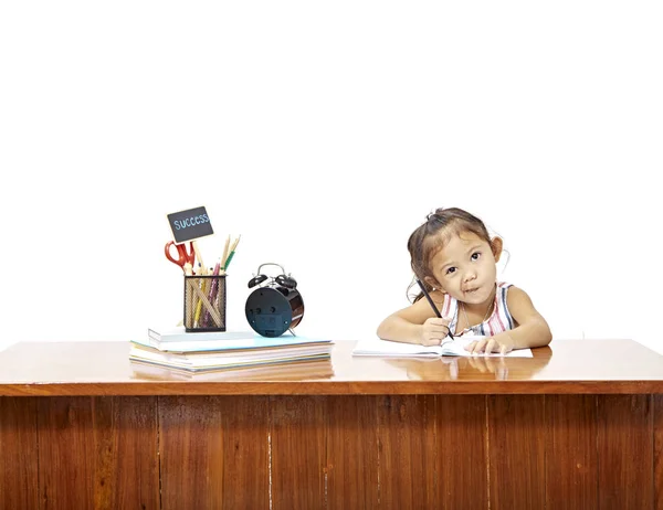 Criança Menina Tailandês Fazendo Lição Casa Casa Mesa Cozinha Espaço — Fotografia de Stock