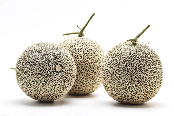 Drie Verse Cantaloupe Meloenen Witte Achtergrond Ruimte Voor Design — Stockfoto