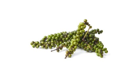 demet izole beyaz zemin üzerine taze yeşil biber